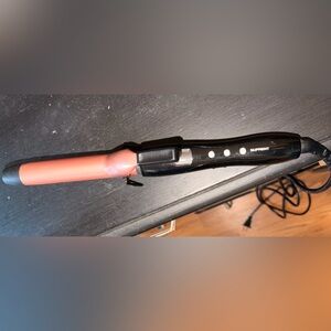 Curling Iron